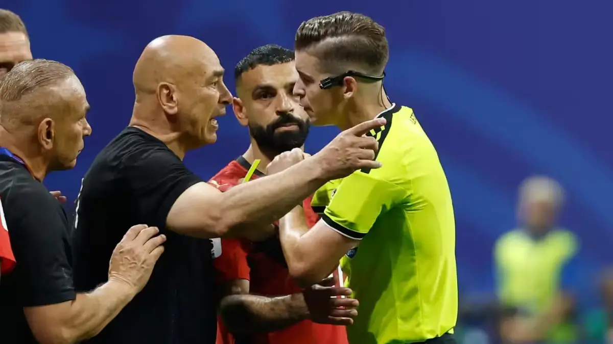 Argentina and Egypt players contest a disputed challenge during their 2026 World Cup match
